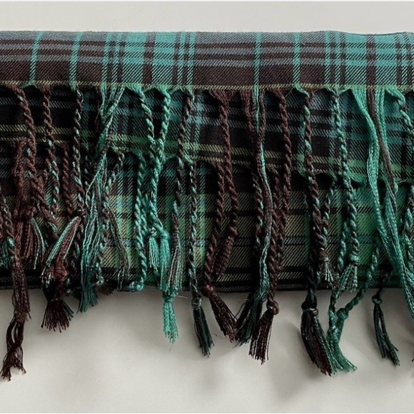 Disney Parks Plaid Embroidered Mickey Mouse Scarf Unisex NWT - Picture 2 of 4